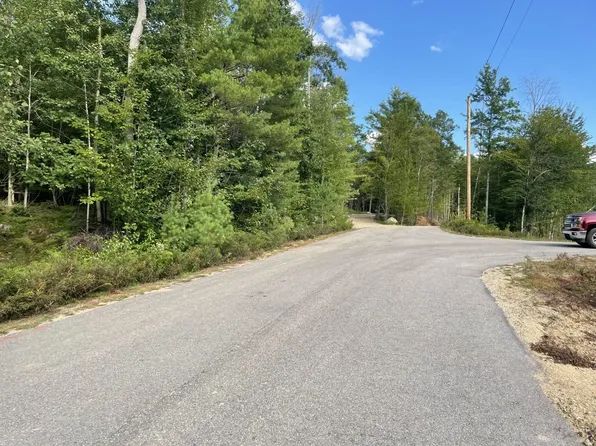 000 Lady Slipper Lane, Moultonborough, NH 03254