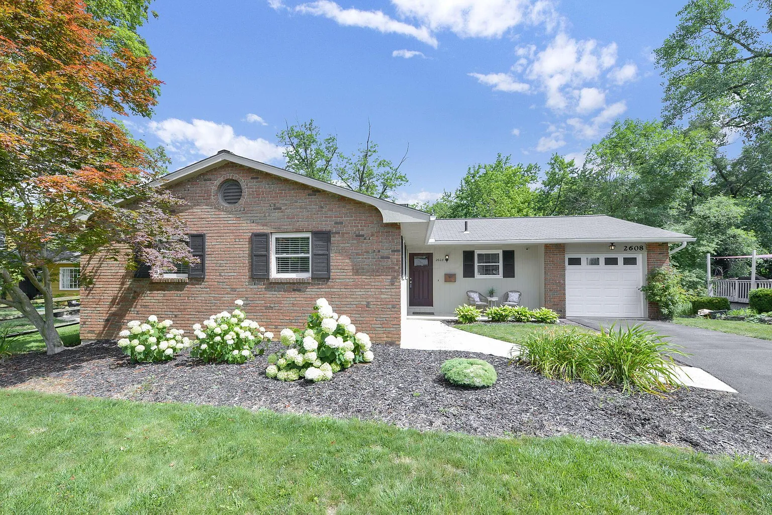 2608 Edgevale Rd photo 1