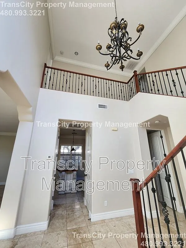 3 bed, 3.5 bath, 2507 sqft, $3,500 — Photo 4