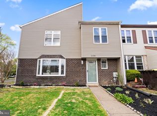 5106 N Hunters Ct, Bensalem, PA 19020