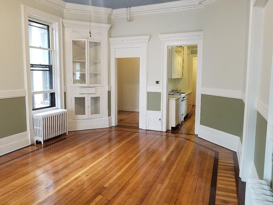 1st image of 26 Dove St