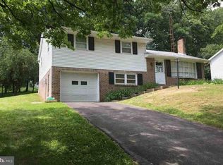 2156 Eden Rd, York, PA 17406