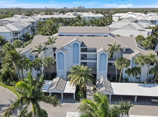 144 Bay Colony Dr N, Juno Beach, FL 33408
