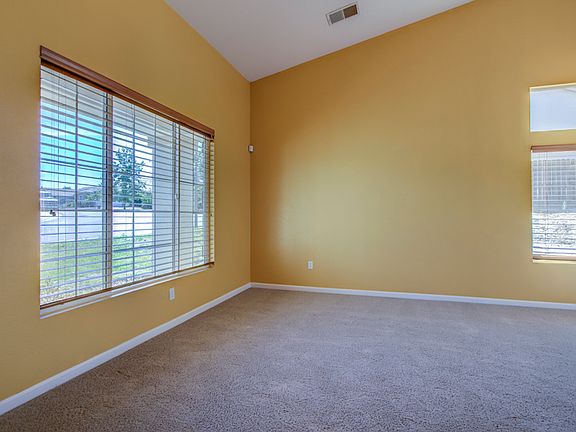 4th image of 4352 Lakebreeze Dr