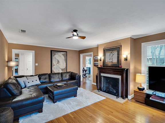5th image of 203 N Clay St