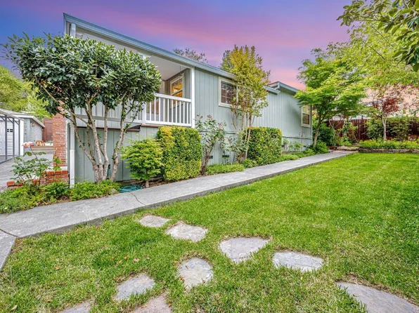 8029 Corso Drive, Forestville, CA 95436