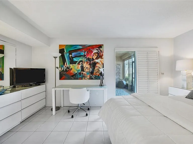 4660 Ocean Blvd #N1 — Photo 19