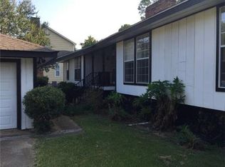 460 Cove Dr, Biloxi, MS 39531