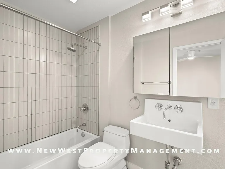 2064 Kettner Blvd #40 — Photo 23