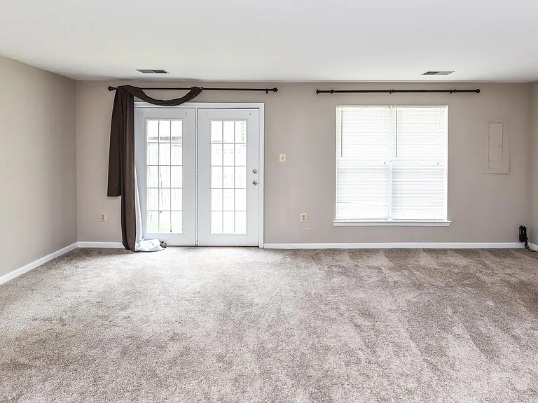 13100 Watchwood Ln — Photo 27