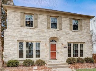 2723 N 74th St, Wauwatosa, WI 53210