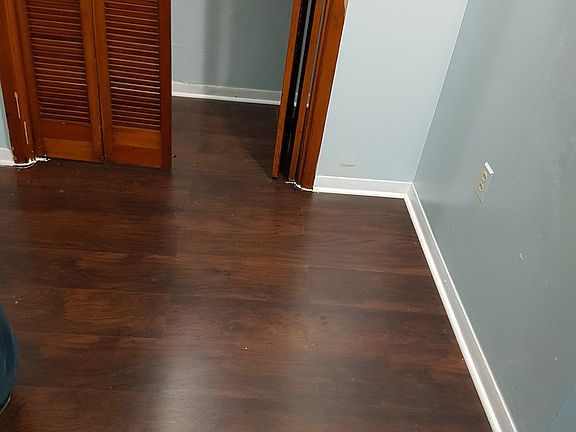 4th image of 136 Liddell St #1