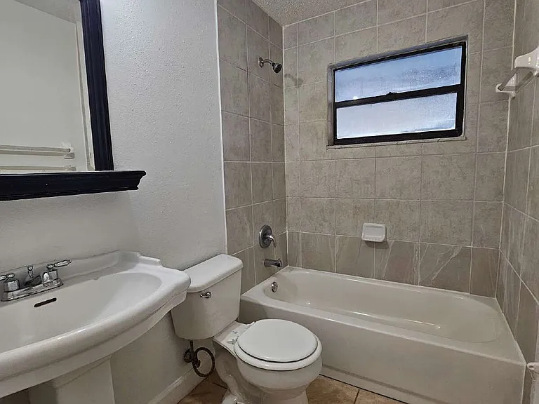739 Lunar Lake Cir — Photo 2