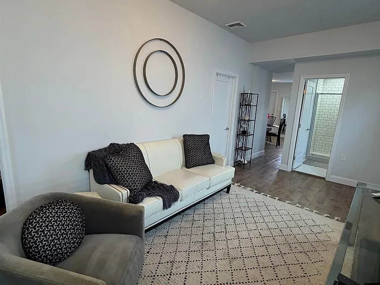 9313 Ventnor Ave — Photo 9