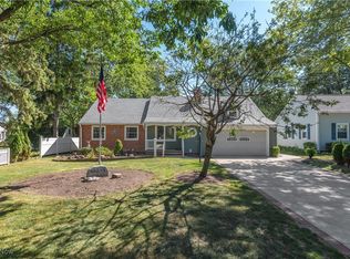 2657 Tonawanda Dr, Rocky River, OH