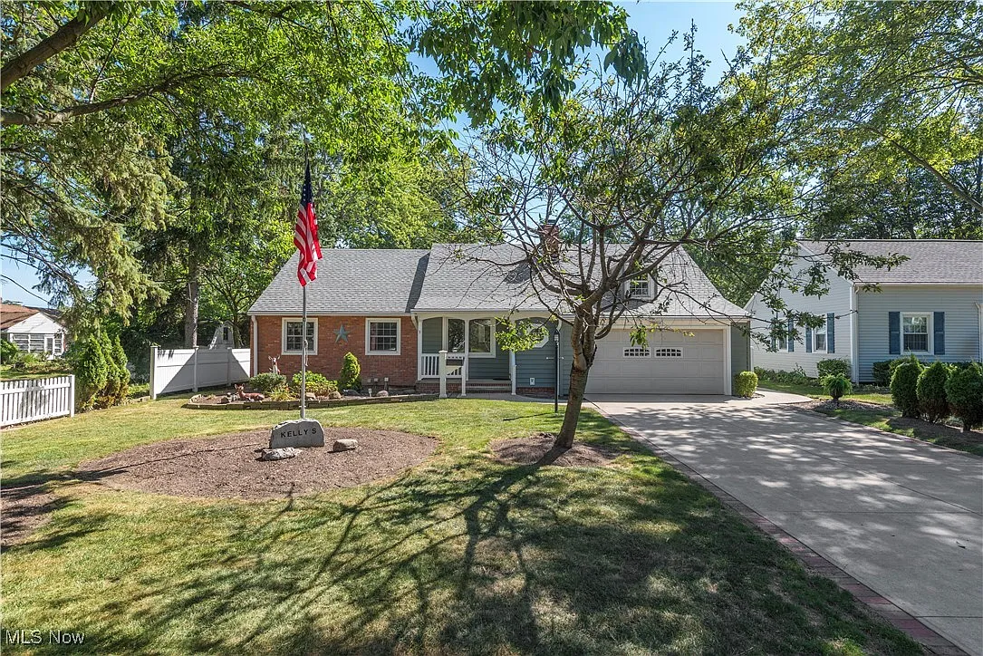 2657 Tonawanda Dr photo 1