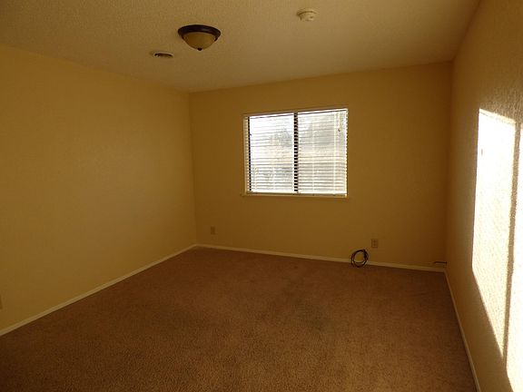 4th image of 300 Hidden Way APT 1