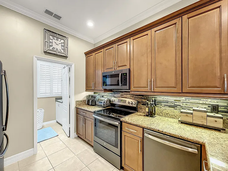 20610 W Silver Palm Dr — Photo 11