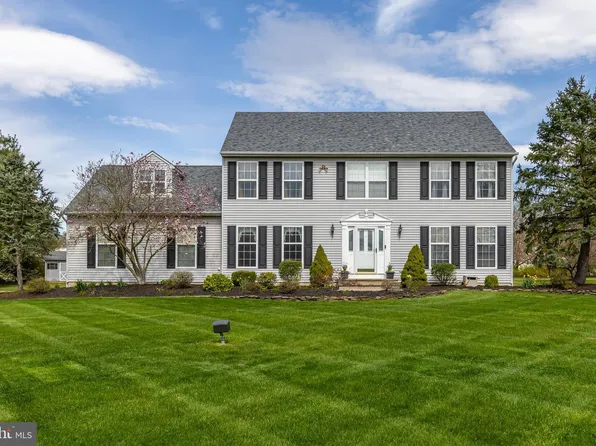 67 Spring Hill Dr, Woolwich Township, NJ 08085