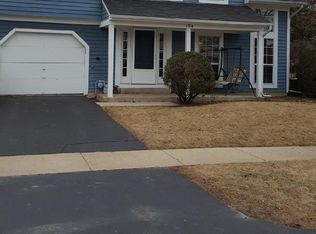 154 Hazelnut Dr, Streamwood, IL 60107