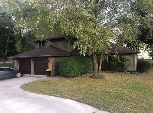 3885 W Carr Hill Rd, Columbus, IN 47201