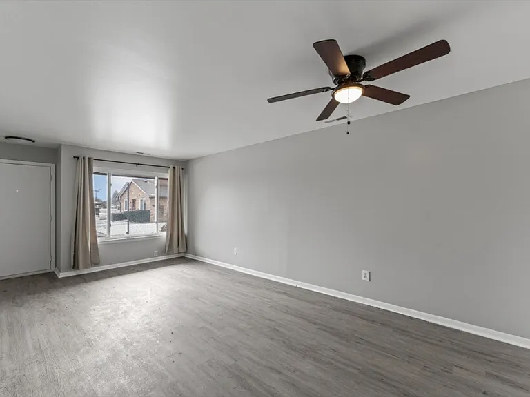31727 Hoover Rd #21 — Photo 6