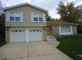 146 Tomahawk Ct, Bolingbrook, IL 60440