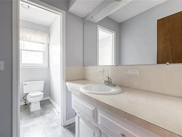 430 N Persimmon Dr — Photo 13