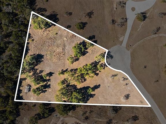 3rd image of 67 Thriving Oak Dr