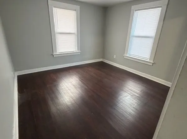 1178 26th St #A, Moline, IL 61265