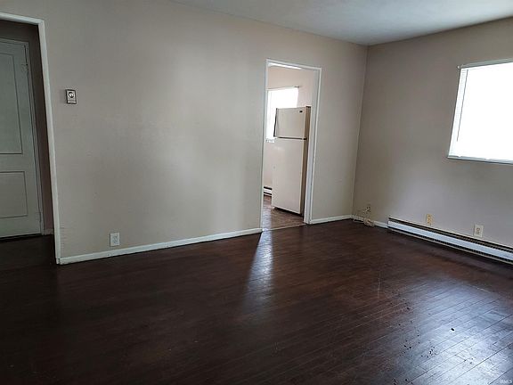 4th image of 427 S Kenmore St