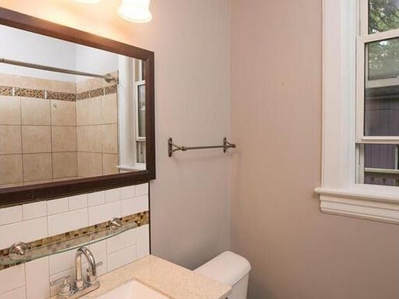 2nd image of 444 Beacon Ave