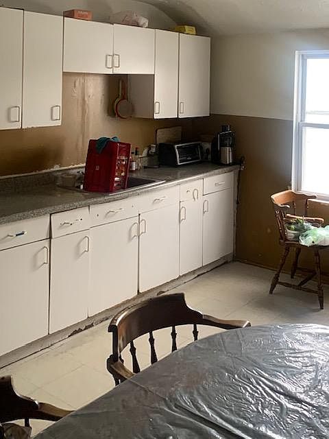 2nd image of 45 Hunt St #3