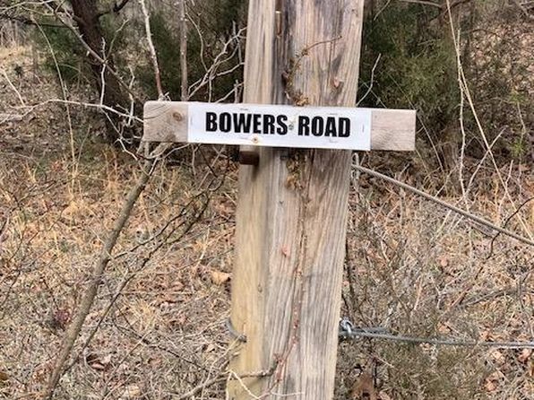 89 Bowers, Paw Paw, WV 25434