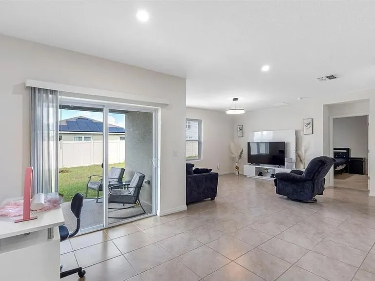 5280 Maddie Dr — Photo 12