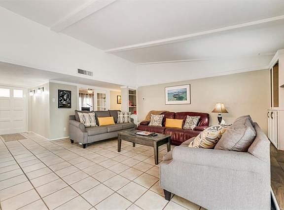 5th image of 10911 Middle Knoll Dr