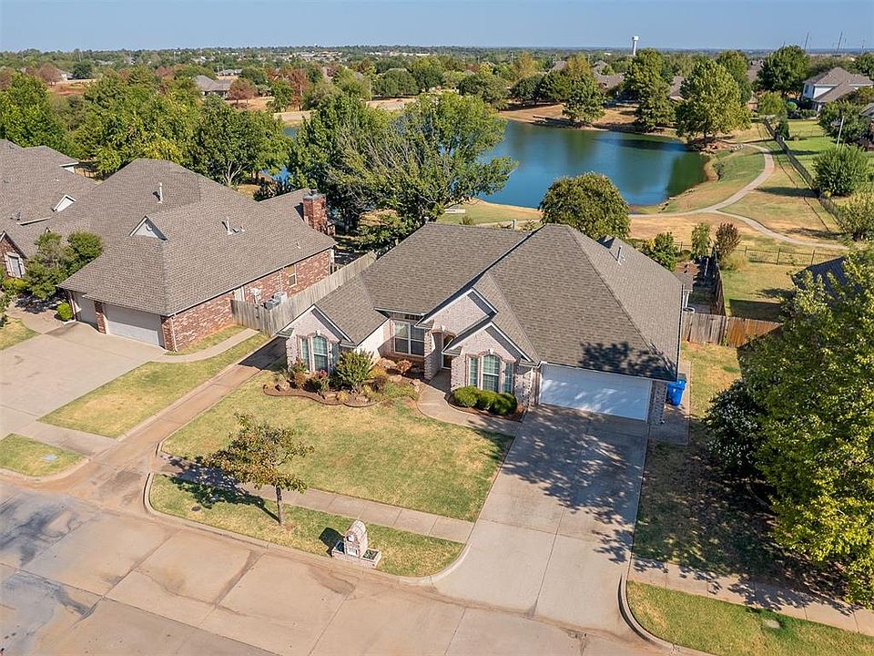 1st image of 2921 Misty Ridge Dr