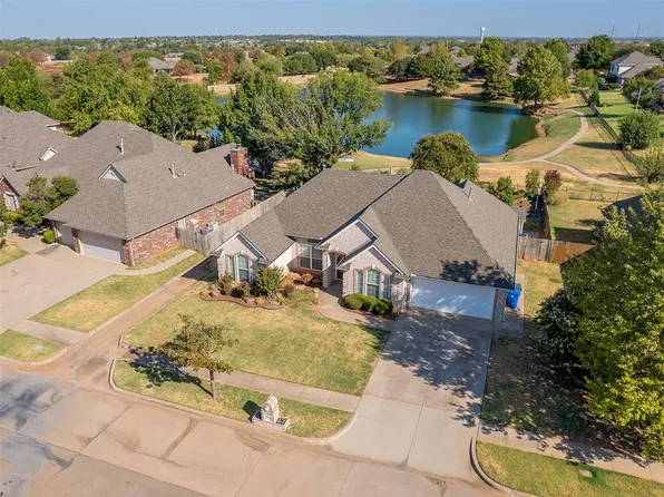 2921 Misty Ridge Dr, Norman, OK 73071
