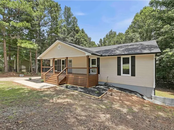 175 Beverly Park Ct, Newnan, GA 30263