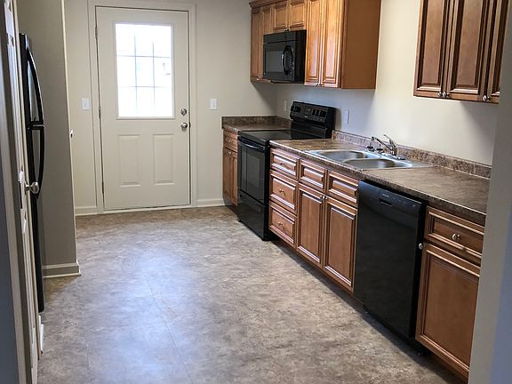 3rd image of 2106 Vintage Hills Dr #B