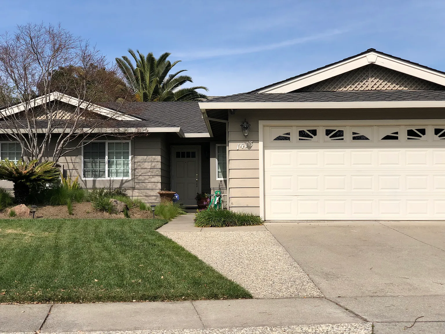 1413 Bay Tree Dr photo 1