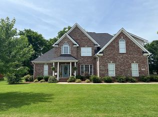 121 Matilda Dr, Huntsville, AL 35811