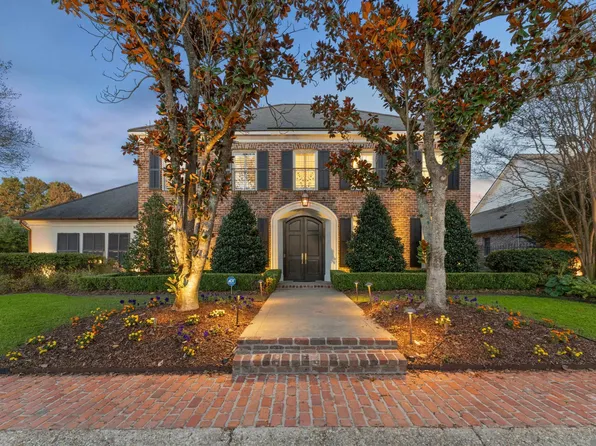 2125 Rue Bienvenue, Baton Rouge, LA 70809