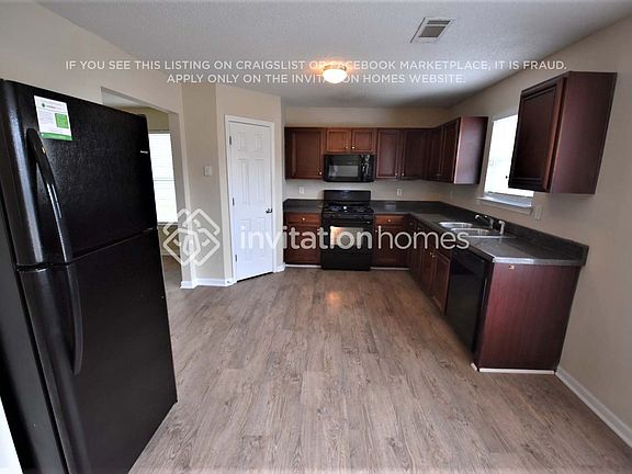 5th image of 4052 Rosebud Park Dr
