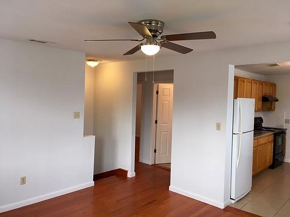 2nd image of 6206 Curie St