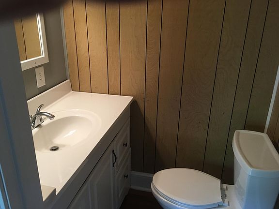 5th image of 230 Ferstl Ave
