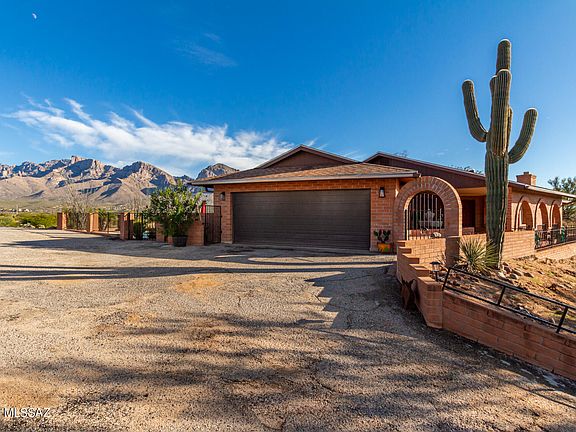 3rd image of 820 W Peak Vista Pl
