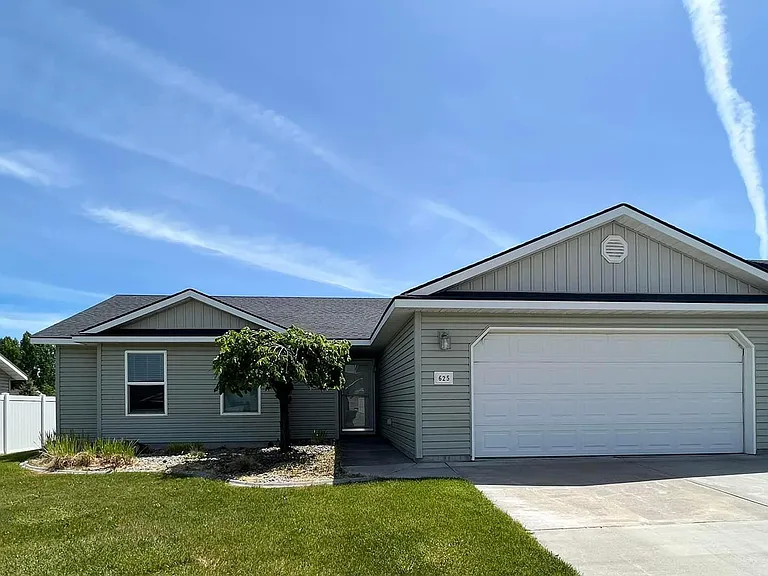 625 Gimlet Dr — Photo 1