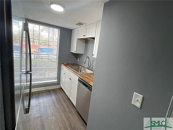 2nd image of 58 Knollwood Circle