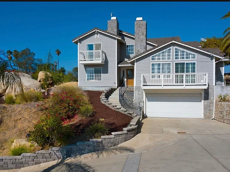 945 Deodar Rd — Photo 1